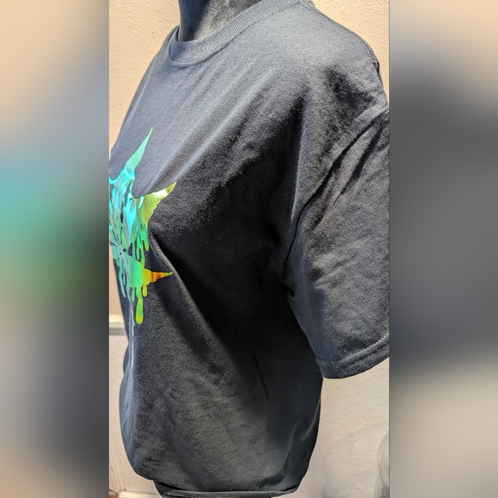 Holographic Drippy Trippy Canna Leaf Black Color Changing Shirt Size Medium - Picture 2 of 3
